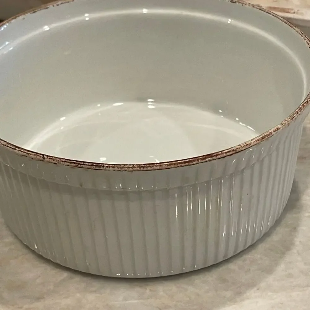 Apilco France Soufflé  baking dish 7-3/4”